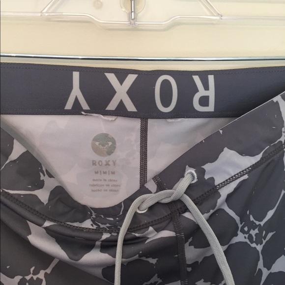 Roxy Surf Leggings - Picture 2 of 4